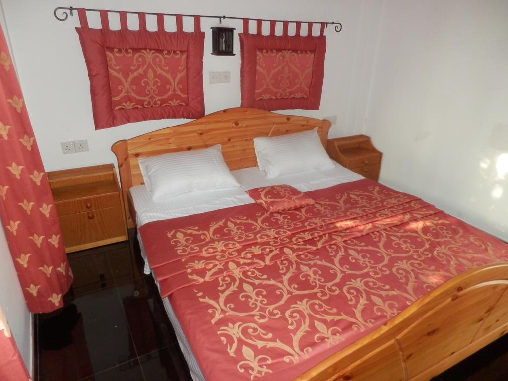 Ronny Cottage Negombo Phòng bức ảnh