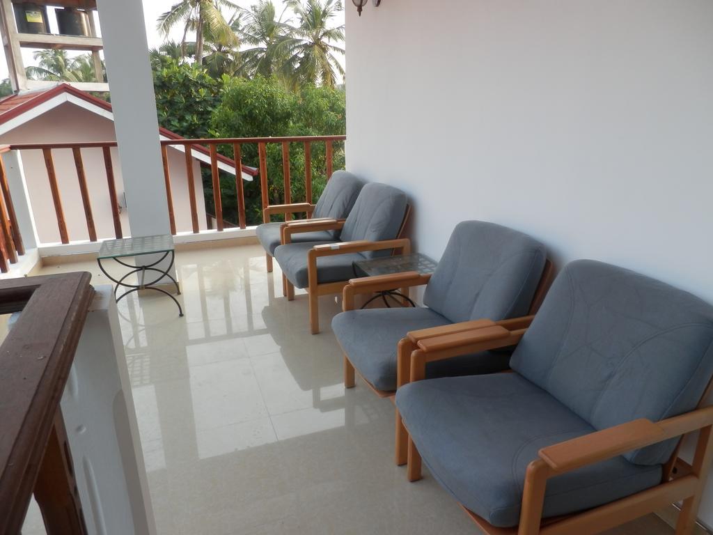 Ronny Cottage Negombo Phòng bức ảnh